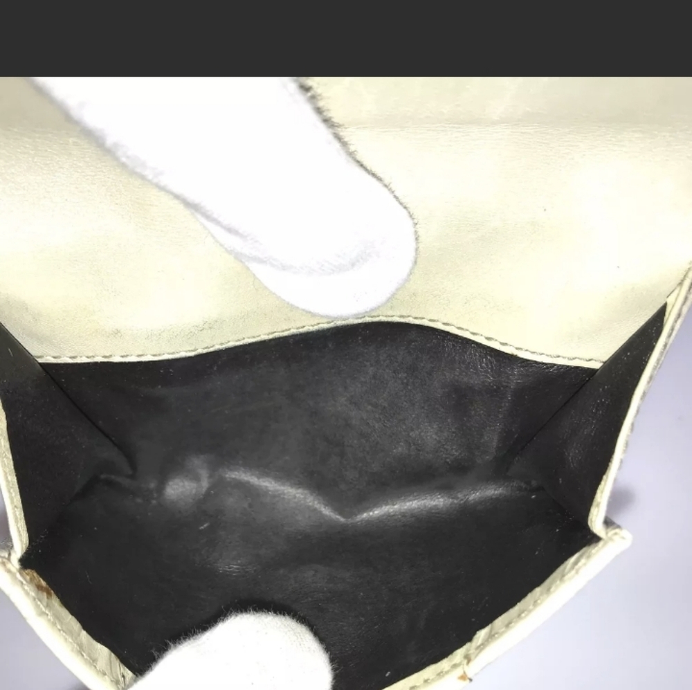 GUCCI🥳HP🥳Gucci GG White Leather Wallet - Picture 4 of 12